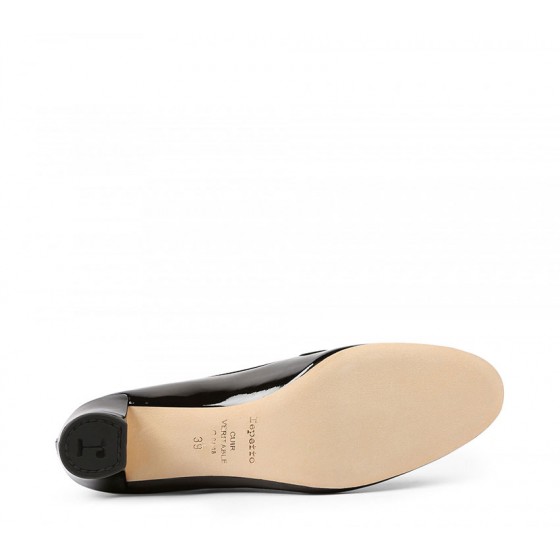 Elvis loafers